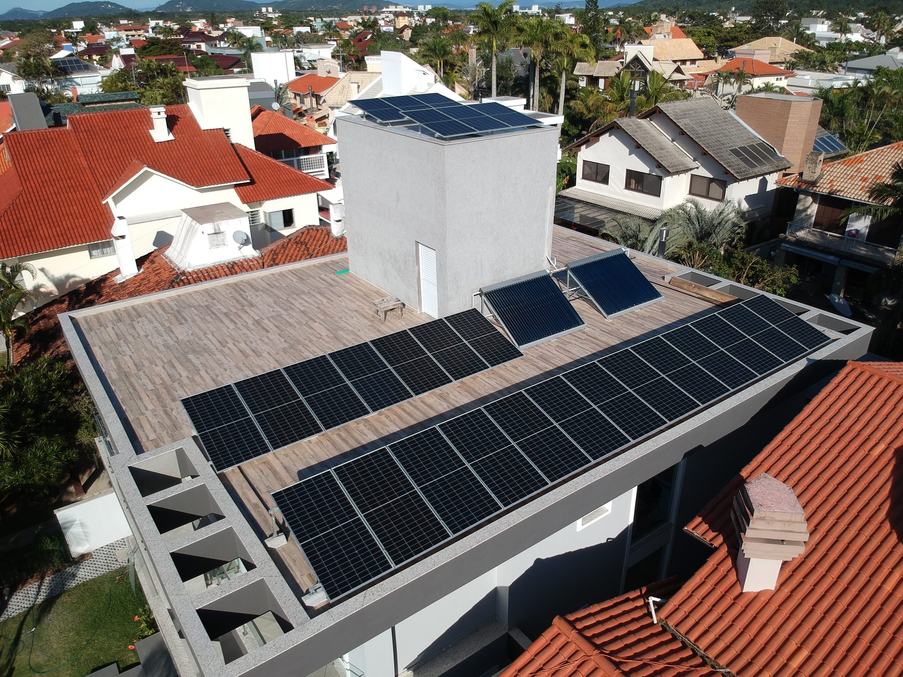 Residencial — 11,8 kWp, Florianópolis